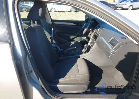 2014 Volkswagen Passat 2.5L S из США, поврежденный, VIN 1VWAP7A30EC008863